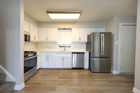 Tiny photo for 11050 Parkside Avenue, Chicago Ridge, IL 60415 (MLS # 12629801)