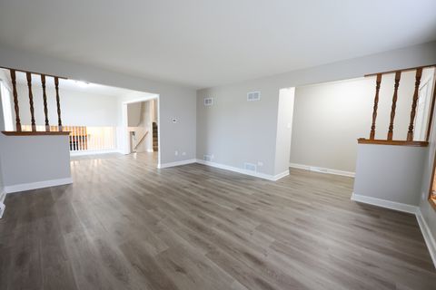 Tiny photo for 11050 Parkside Avenue, Chicago Ridge, IL 60415 (MLS # 12629801)