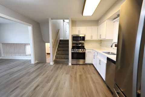 Tiny photo for 11050 Parkside Avenue, Chicago Ridge, IL 60415 (MLS # 12629801)