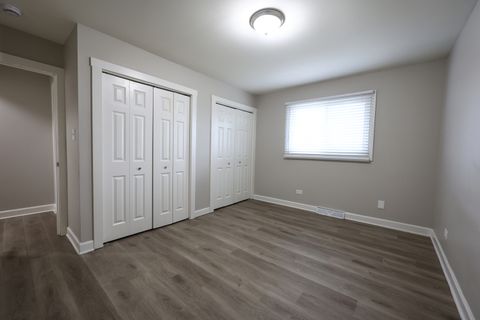 Tiny photo for 11050 Parkside Avenue, Chicago Ridge, IL 60415 (MLS # 12629801)