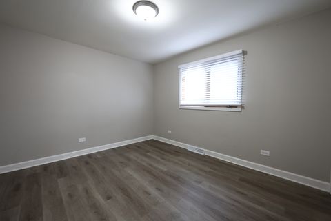 Tiny photo for 11050 Parkside Avenue, Chicago Ridge, IL 60415 (MLS # 12629801)