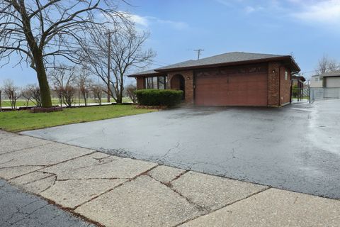 Tiny photo for 11050 Parkside Avenue, Chicago Ridge, IL 60415 (MLS # 12629801)