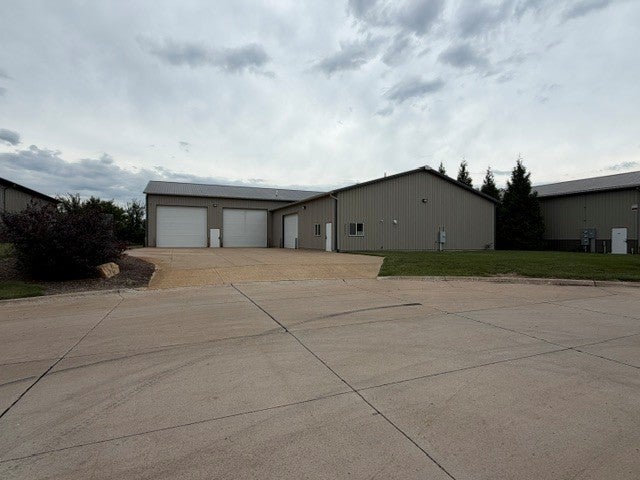 3253 Bear Tooth Court
