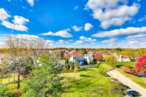 Tiny photo for 920 Vose Drive #604, Gurnee, IL 60031 (MLS # 12495535)