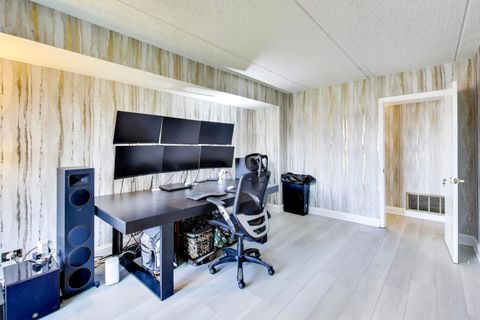 Tiny photo for 920 Vose Drive #604, Gurnee, IL 60031 (MLS # 12495535)