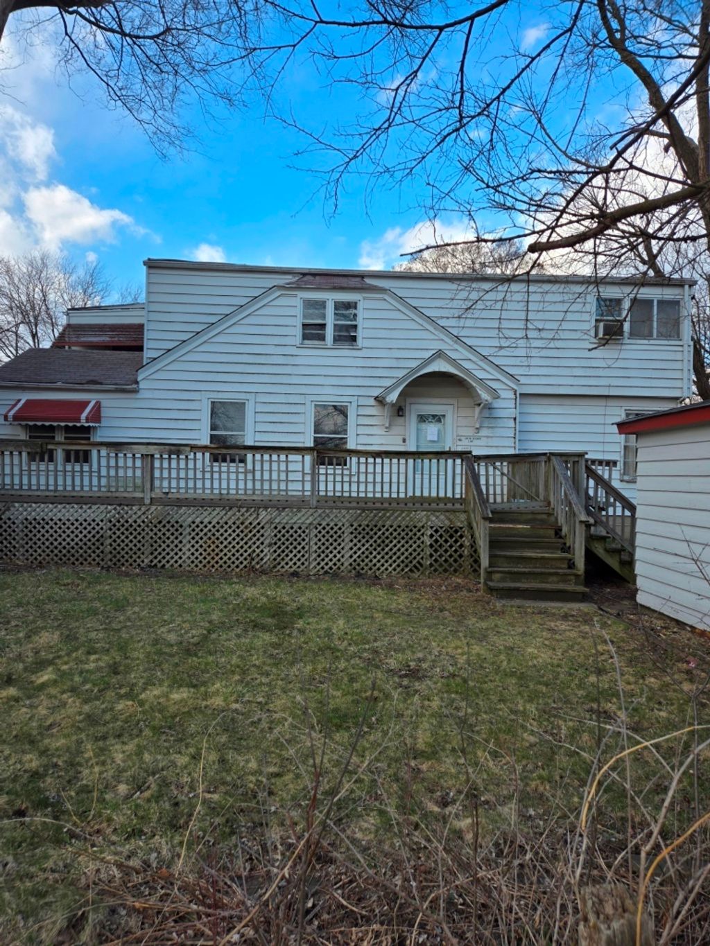 listing image 0