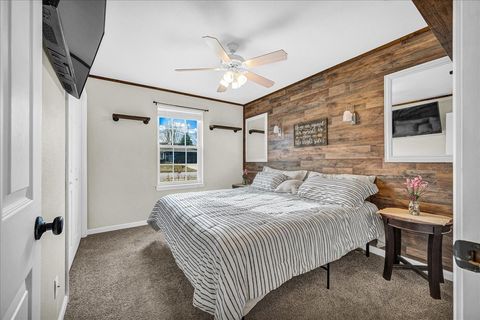 Tiny photo for 109 Mabee Avenue, East Peoria, IL 61611 (MLS # 12542026)