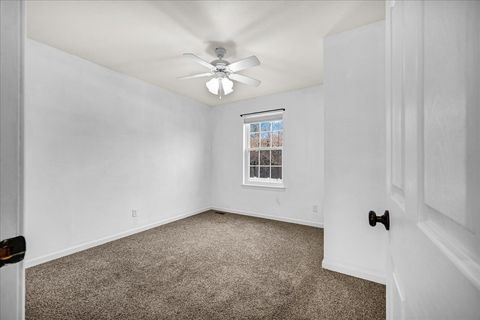 Tiny photo for 109 Mabee Avenue, East Peoria, IL 61611 (MLS # 12542026)