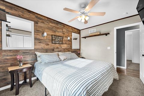 Tiny photo for 109 Mabee Avenue, East Peoria, IL 61611 (MLS # 12542026)