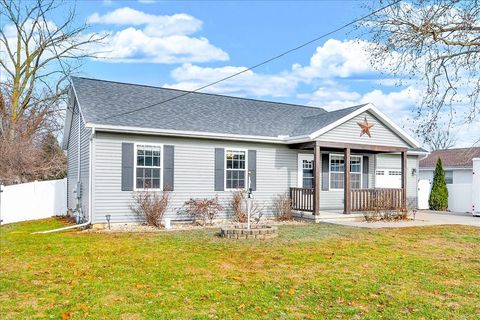 Tiny photo for 109 Mabee Avenue, East Peoria, IL 61611 (MLS # 12542026)