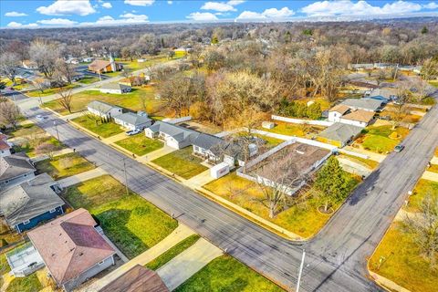 Tiny photo for 109 Mabee Avenue, East Peoria, IL 61611 (MLS # 12542026)