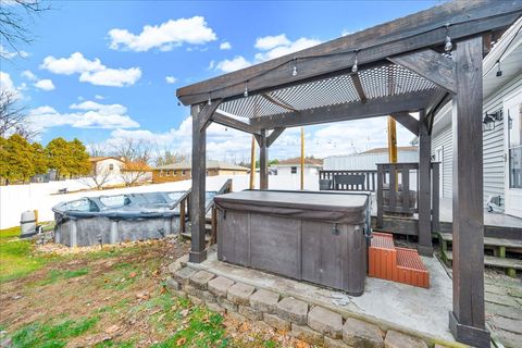 Tiny photo for 109 Mabee Avenue, East Peoria, IL 61611 (MLS # 12542026)