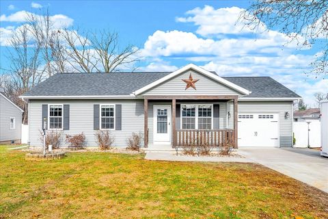 Photo of 109 Mabee Avenue, East Peoria, IL 61611 (MLS # 12542026)