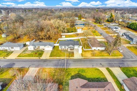 Tiny photo for 109 Mabee Avenue, East Peoria, IL 61611 (MLS # 12542026)