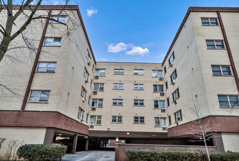 Tiny photo for 7840 W North Avenue #4E, Elmwood Park, IL 60707 (MLS # 12569064)