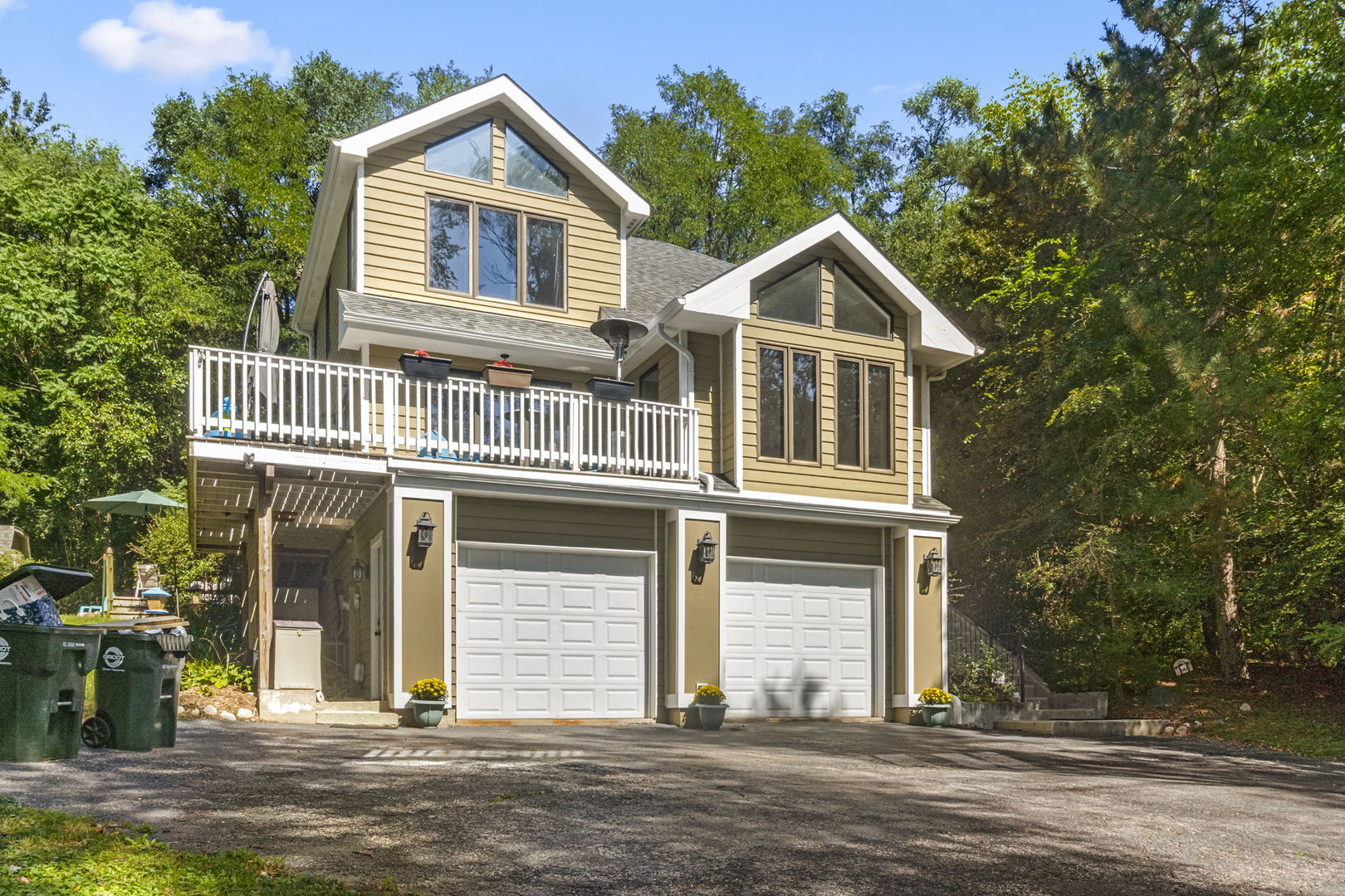 902 Spring Beach Way