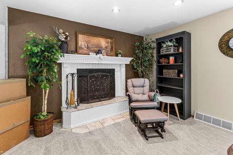 Tiny photo for 902 Spring Beach Way, Cary, IL 60013 (MLS # 12474684)