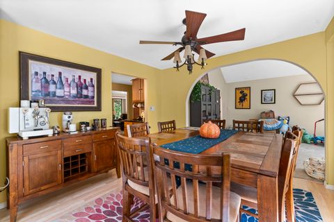 Tiny photo for 902 Spring Beach Way, Cary, IL 60013 (MLS # 12474684)