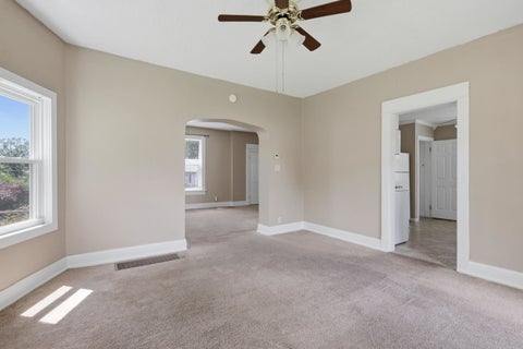Tiny photo for 1805 Esplanade Avenue, Davenport, IA 52803 (MLS # 12686264)