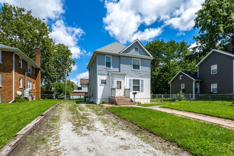 Tiny photo for 1805 Esplanade Avenue, Davenport, IA 52803 (MLS # 12686264)