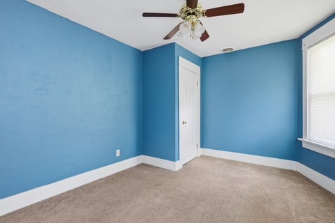 Tiny photo for 1805 Esplanade Avenue, Davenport, IA 52803 (MLS # 12686264)