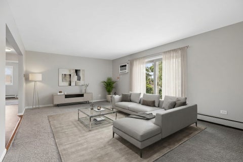 Tiny photo for 201 N President Street #3C, Wheaton, IL 60187 (MLS # 12725410)