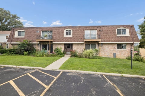Tiny photo for 201 N President Street #3C, Wheaton, IL 60187 (MLS # 12725410)