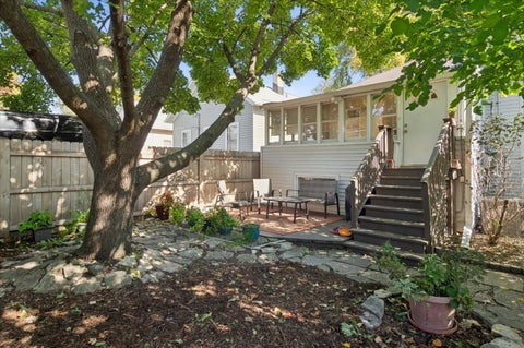 Tiny photo for 1041 S Elmwood Avenue, Oak Park, IL 60304 (MLS # 12792830)