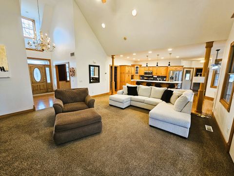 Tiny photo for 9 FAWN Drive, Fairfield, IL 62837 (MLS # 12604134)