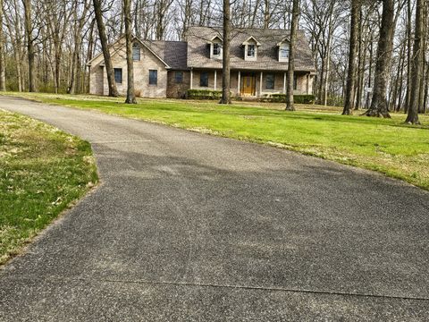 Tiny photo for 9 FAWN Drive, Fairfield, IL 62837 (MLS # 12604134)