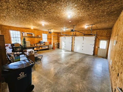 Tiny photo for 9 FAWN Drive, Fairfield, IL 62837 (MLS # 12604134)