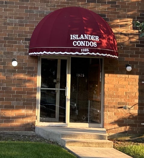 Photo of 1925 Canal Street #3a, Blue Island, IL 60406 (MLS # 12564697)