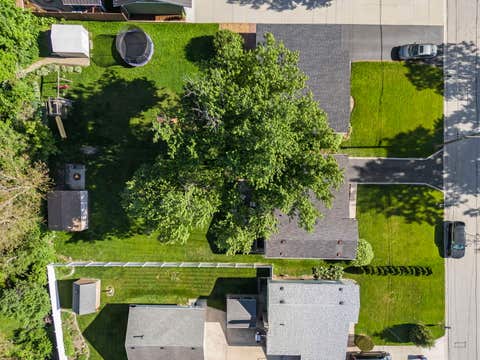Tiny photo for 65 N Glenview Avenue, Lombard, IL 60148 (MLS # 12654543)
