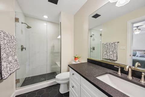 Tiny photo for 1620 Mulberry Drive, Libertyville, IL 60048 (MLS # 12637841)