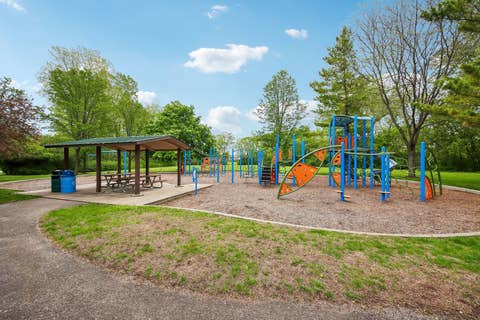Tiny photo for 1620 Mulberry Drive, Libertyville, IL 60048 (MLS # 12637841)