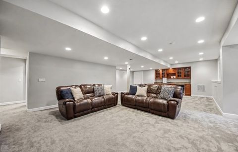 Tiny photo for 1620 Mulberry Drive, Libertyville, IL 60048 (MLS # 12637841)