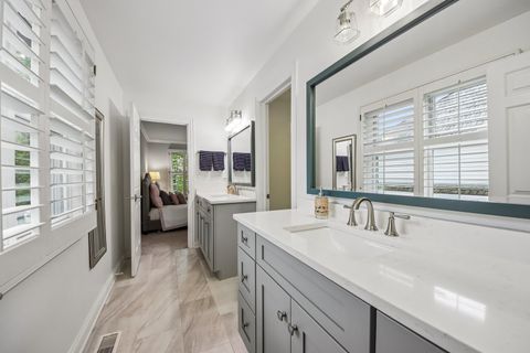 Tiny photo for 1620 Mulberry Drive, Libertyville, IL 60048 (MLS # 12637841)