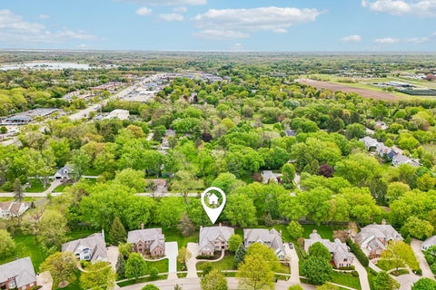 Tiny photo for 1620 Mulberry Drive, Libertyville, IL 60048 (MLS # 12637841)