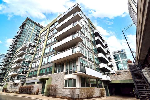 Tiny photo for 650 W WAYMAN Street #206C, Chicago, IL 60661 (MLS # 12607463)