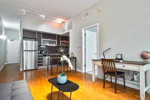 Tiny photo for 650 W WAYMAN Street #206C, Chicago, IL 60661 (MLS # 12607463)