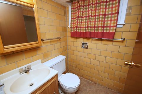 Tiny photo for 2838 KELLING Street, Davenport, IA 52804 (MLS # 12675436)