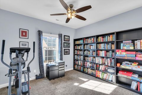 Tiny photo for 1611 E Vernon Drive, Urbana, IL 61802 (MLS # 12570434)