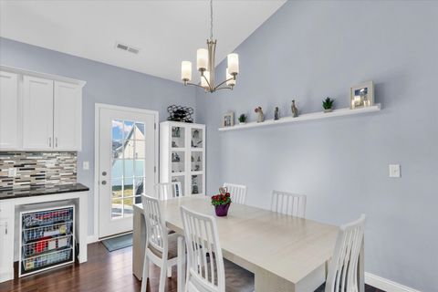 Tiny photo for 1611 E Vernon Drive, Urbana, IL 61802 (MLS # 12570434)