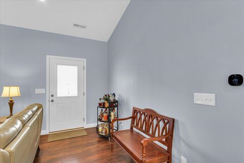 Tiny photo for 1611 E Vernon Drive, Urbana, IL 61802 (MLS # 12570434)