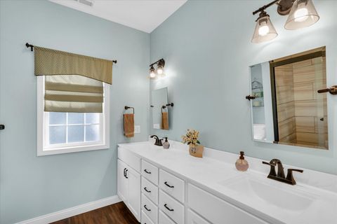 Tiny photo for 1611 E Vernon Drive, Urbana, IL 61802 (MLS # 12570434)