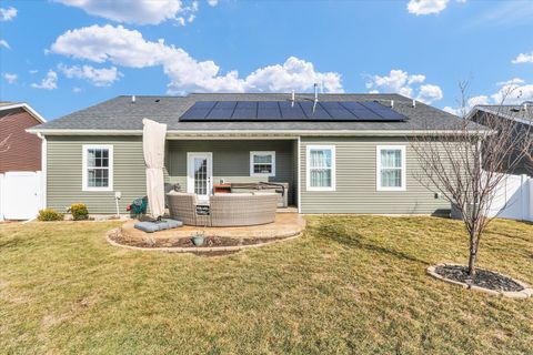 Tiny photo for 1611 E Vernon Drive, Urbana, IL 61802 (MLS # 12570434)