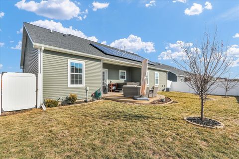 Tiny photo for 1611 E Vernon Drive, Urbana, IL 61802 (MLS # 12570434)