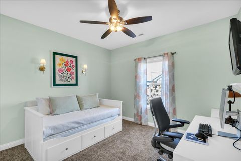 Tiny photo for 1611 E Vernon Drive, Urbana, IL 61802 (MLS # 12570434)