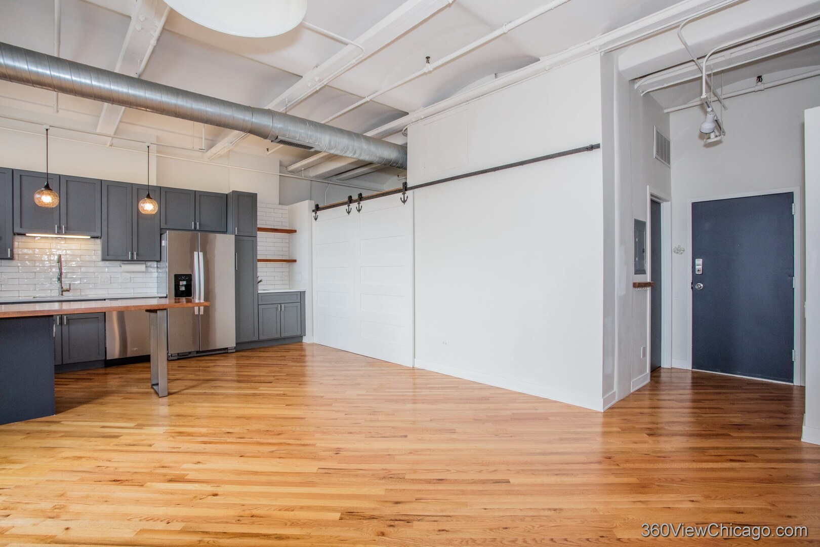500 S Clinton Street 411