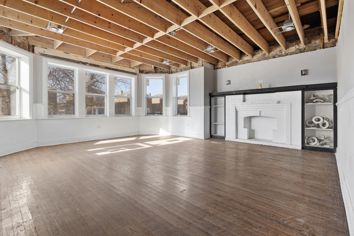 8145 S Euclid Avenue